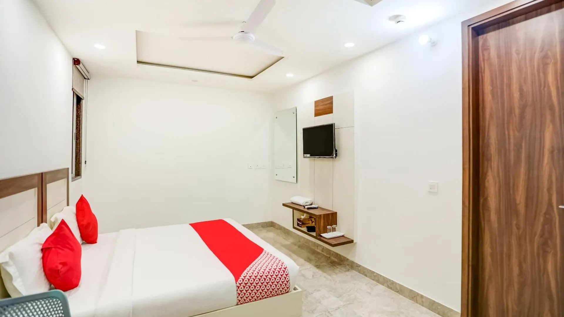 Flagship Happy Inn Delhi  Hotel Delhi (National Capital Territory of India)
